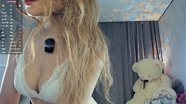 BelleDream - Put my hands behind my back and jump