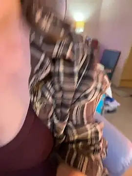 MaiseKnox - PANTIES OFF & CLOSE UP FINGER BANG 😻