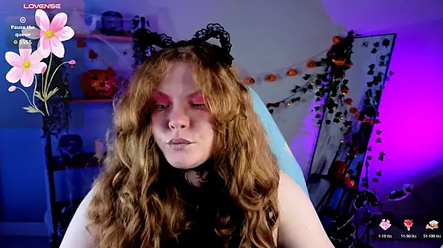 Cassie_xKiss - naked bouncing breasts