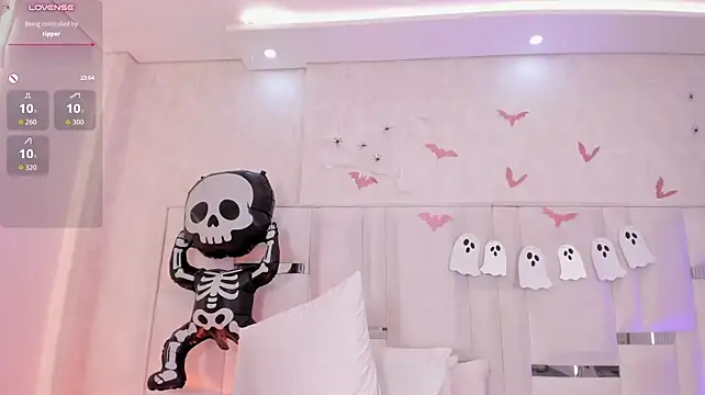 Im_Kharla - sexy naked and stylo doggy 🔥