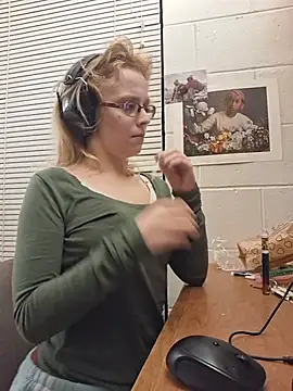 Little_Miss_Needy - Start Stripping