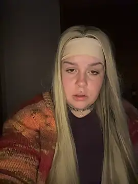 AmberMiller_official - Snap+ Squirt Video😘