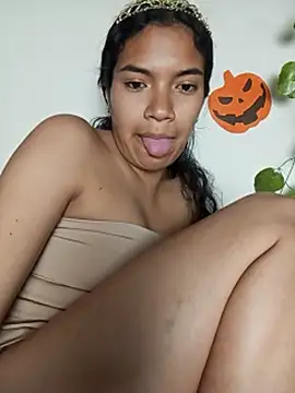 Amarilis_Lily - Spank ass x10, Show ass hole close up