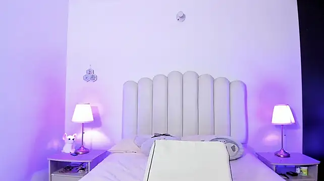 SofieBunnie - boobs play