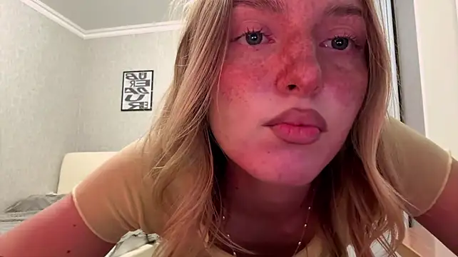 LatishaKrauel - Do you want to put your hands on my tits