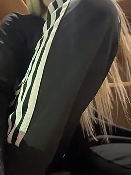 AlyssaFoxx_