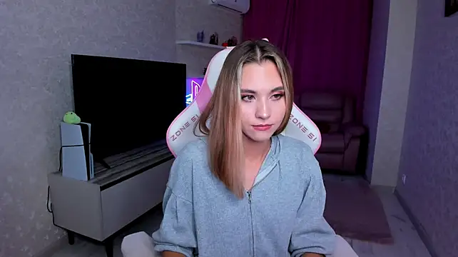 EllaCurtis - dance in a swimsuit