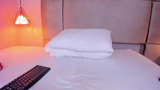 Jadetorres_ - 🍑🌸I want rub my ass in your cock🍑🌸
