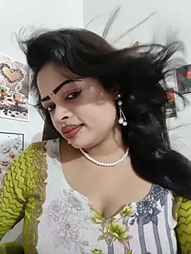 Pinky-2 - Oiling My Sexy Pussy Hole