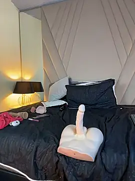 TokioDoll - FINGERING HARD + PUSSY WET 😈