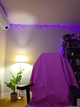 MiaRides19 - I will suck dildo 🙈🙈