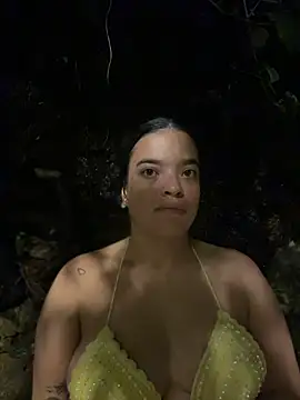 JuanitaMore01 - Walking with my tits out X1 min🤤👿🤫