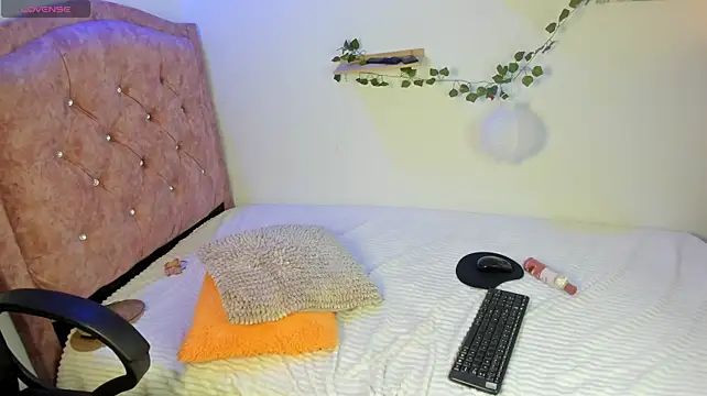 Emma_gray33 - spanksx10