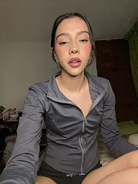 MiaaCute- - Close-up of my wet pussy