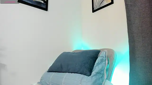 Karol_deny - Total Naked Tease