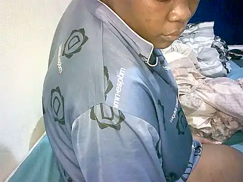 Sexyzandi - HELP ME PAY MY SCHOOL FEES