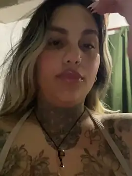 Redvelvet_6 - 🍑 5 Tattooed Booty Spanks