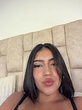Nicolegh_ - Slap pussy and fingering so hard 🔥