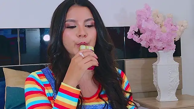 VelisseNoir - i have mi lush in my ASS make me moan