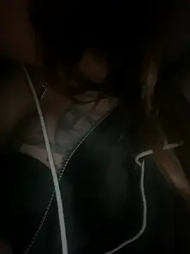 Kandi-kiss - Buy me my Domi let me feel the magic