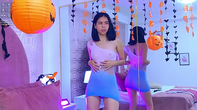 Diamond_Isel - My anal plug goes into my ass to stay.😏