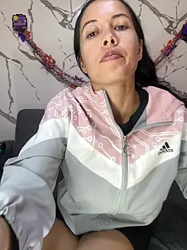 MiaForever1 - Plug Anal 🥵🍑