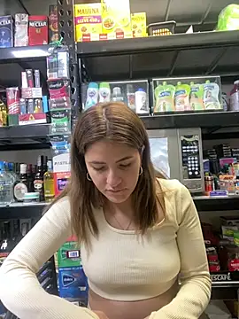 Andrea_19blonde