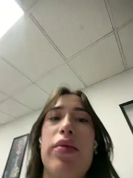 Sweet_Milaa1 - Fingering pussy Fingering pussy!!!! 🤭