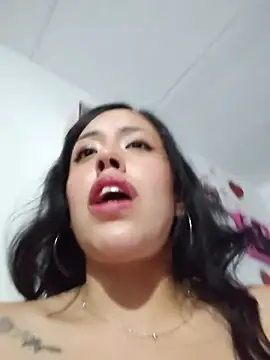 Queen_Ashly - Anal play😈🔥