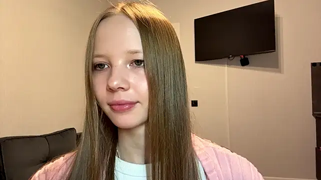 DionnaStrech - my smile will make ur day brighter <3