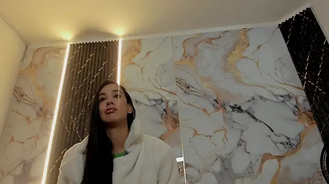 ZOETTAYLOR - CONTROL LUSH X 3 MIN
