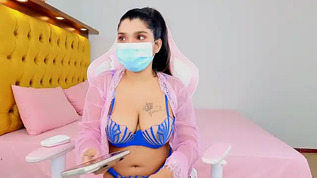 Baby_asha - 8 inch big dido pussy