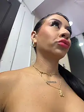 DeboraGil - Scream Out of Pleasure