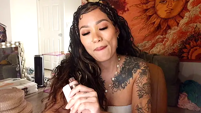 Maciixbby - fuck machine squirt showww !!!