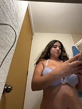 Monica17 - Squirt full 💦💦💦