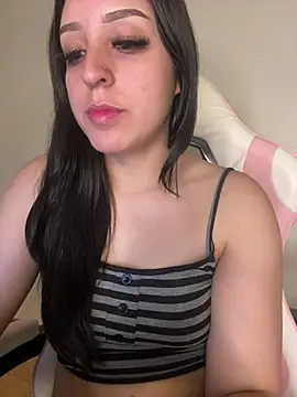 Sofi_chan - STRIPTEASE + TWERKING