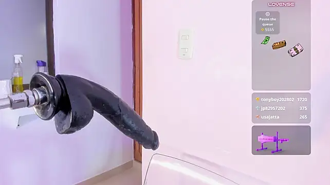 Veronica_bigass - LITER OF MILK