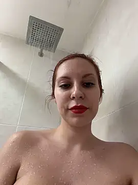 Toy7Girl - Boquete no banho
