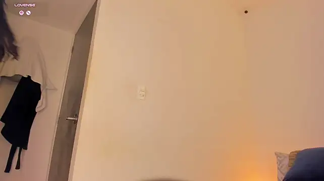 Luisah_ - Play Pussy With Domi ⚡