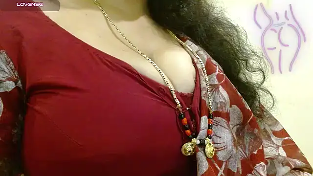 Telugu_pillapreethi - spank boobs with oily boobs