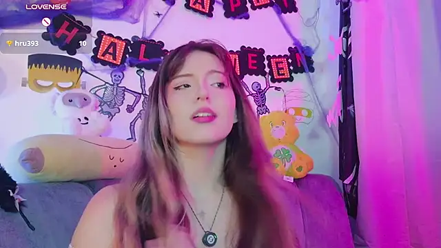 Cherrybom969 - naked? yes please