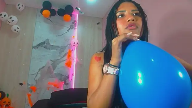 Shara_hot26