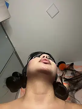 Lucialauper_ - spray milk💦💦