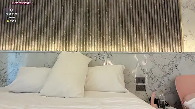 Miamiamuse - Take Shirt Off