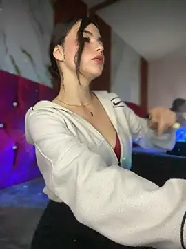 Ateneaa_sweet - showboobs and spit