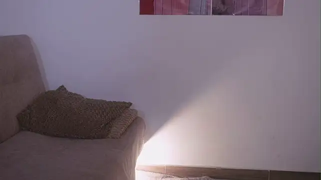 Sophie_brunette - OIL TITS 🍒