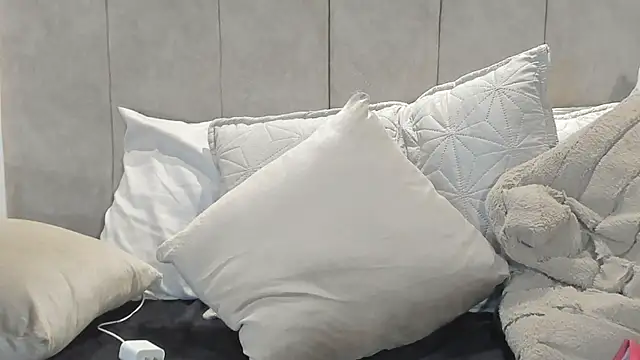 Samantha_Palm - MASTURBATING