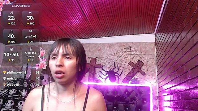 Chatiagp - Flash bare tits and squeeze them