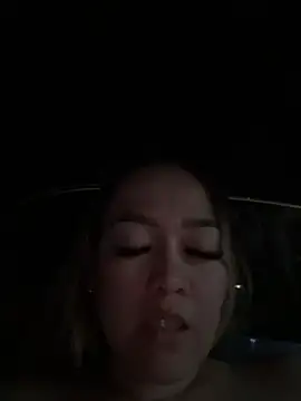 Danielavegax - Follower massages my tits
