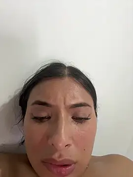 Yul-nova - SPIT NIPPLES